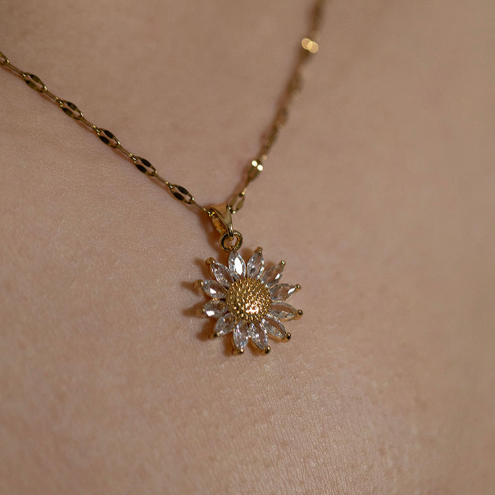 Bloom Necklace