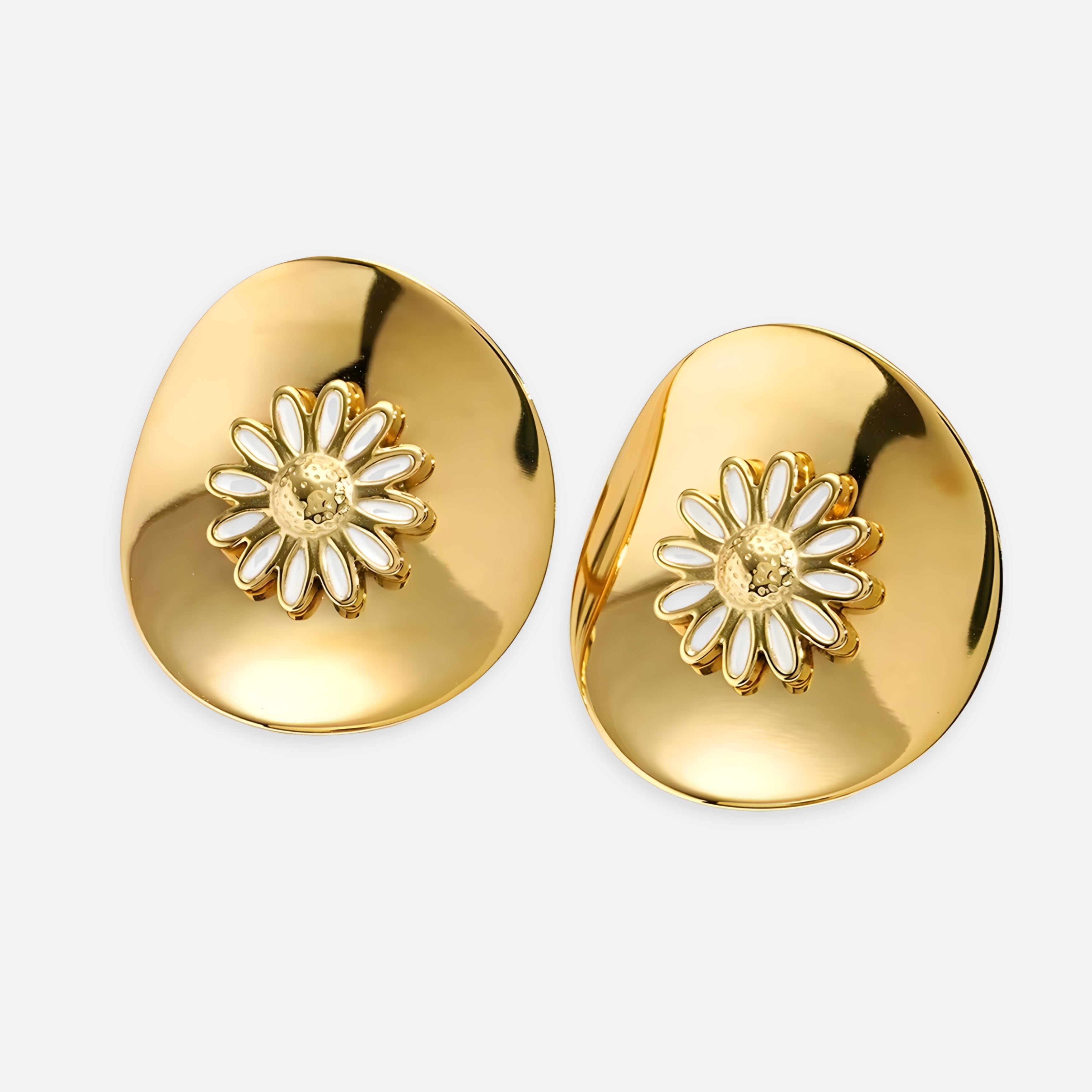 Daisy Stud Earrings