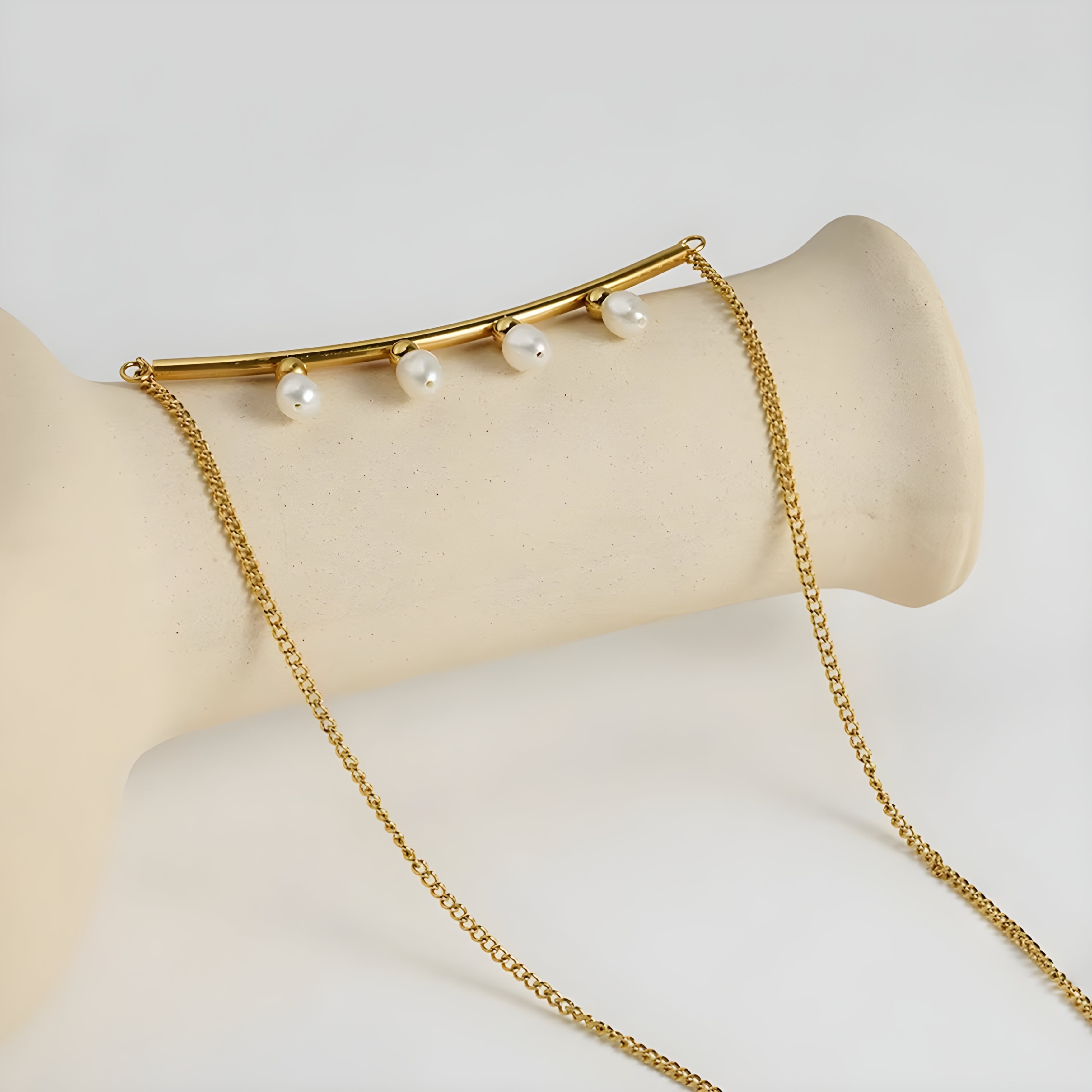 Serene Pearl Necklace