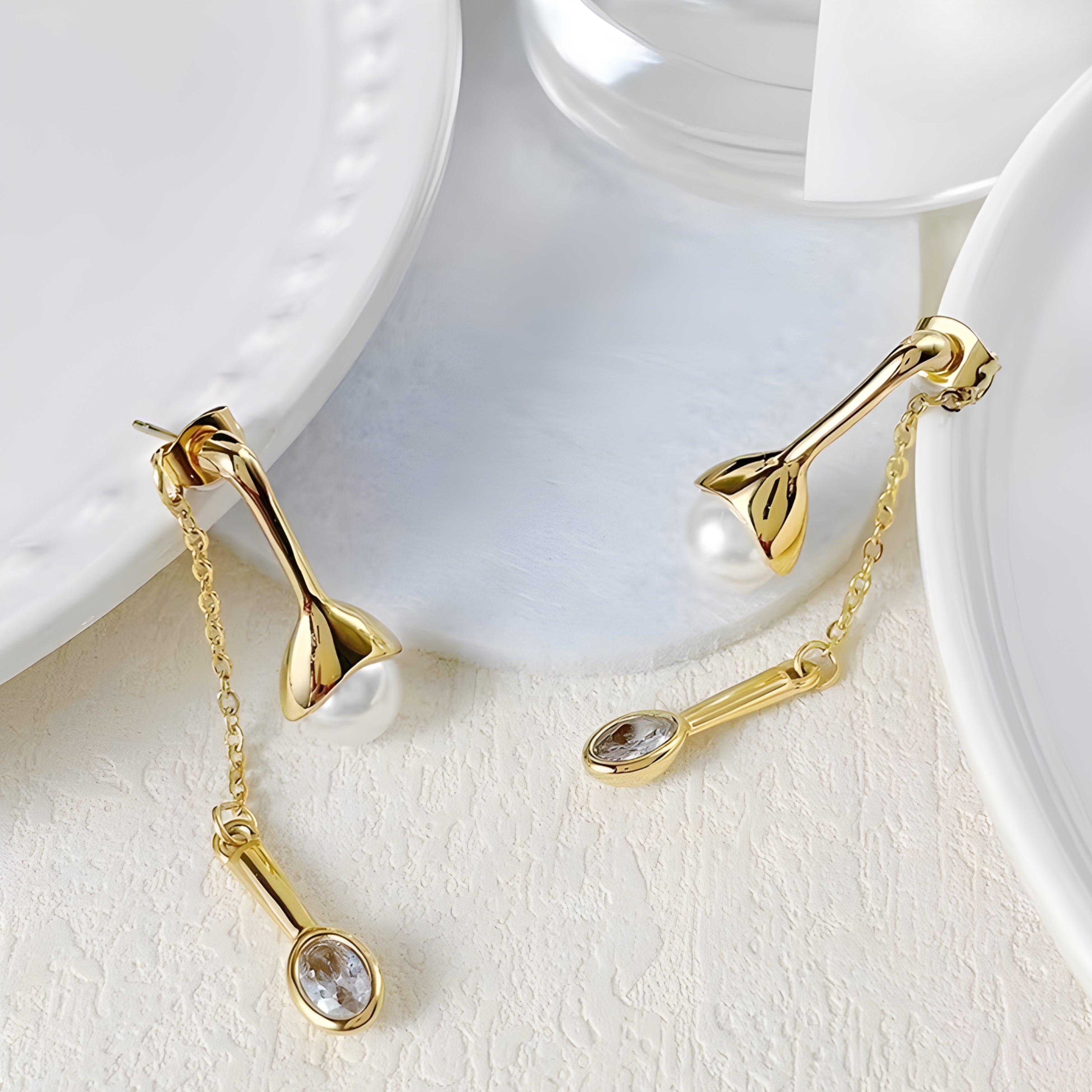 Scoop Zircon Dangle Earrings